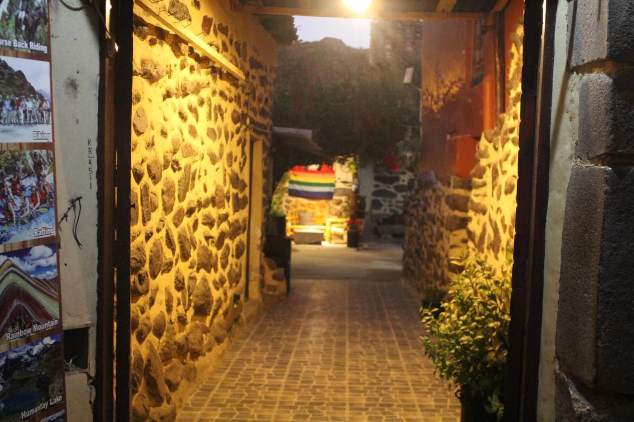 Killari B&B Ollantaytambo Extérieur photo